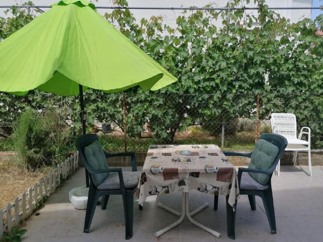 Apartments Petar - 30 M From Sandy Beach Nin Exterior photo